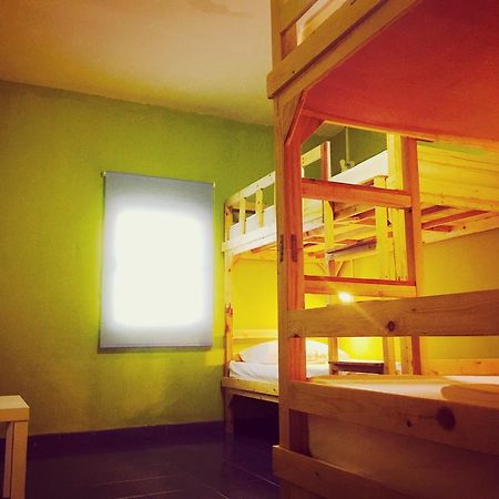 Tree Hostel Bangkok Ngoại thất bức ảnh